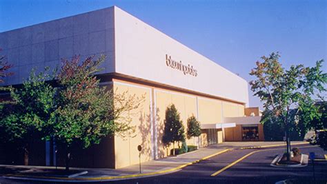 bloomingdale's tysons corner center.